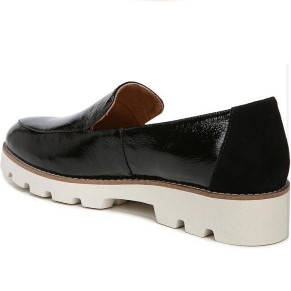 VIONIC Kensley Black Glossy Patent Leather Loafer Almond Toe Women’s Size 8.5 - Picture 3 of 15